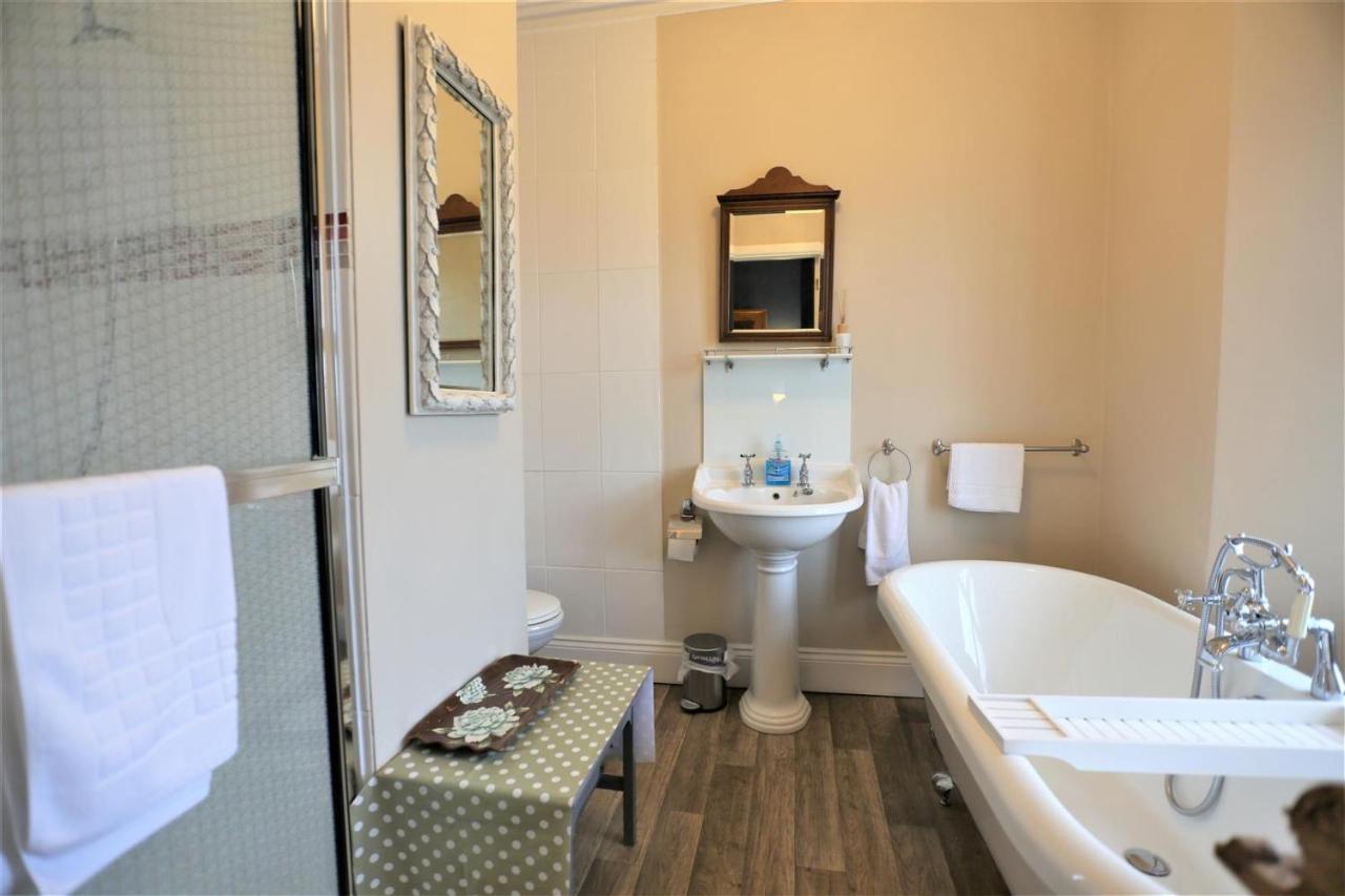 Ascot House Hotel Торкі Екстер'єр фото